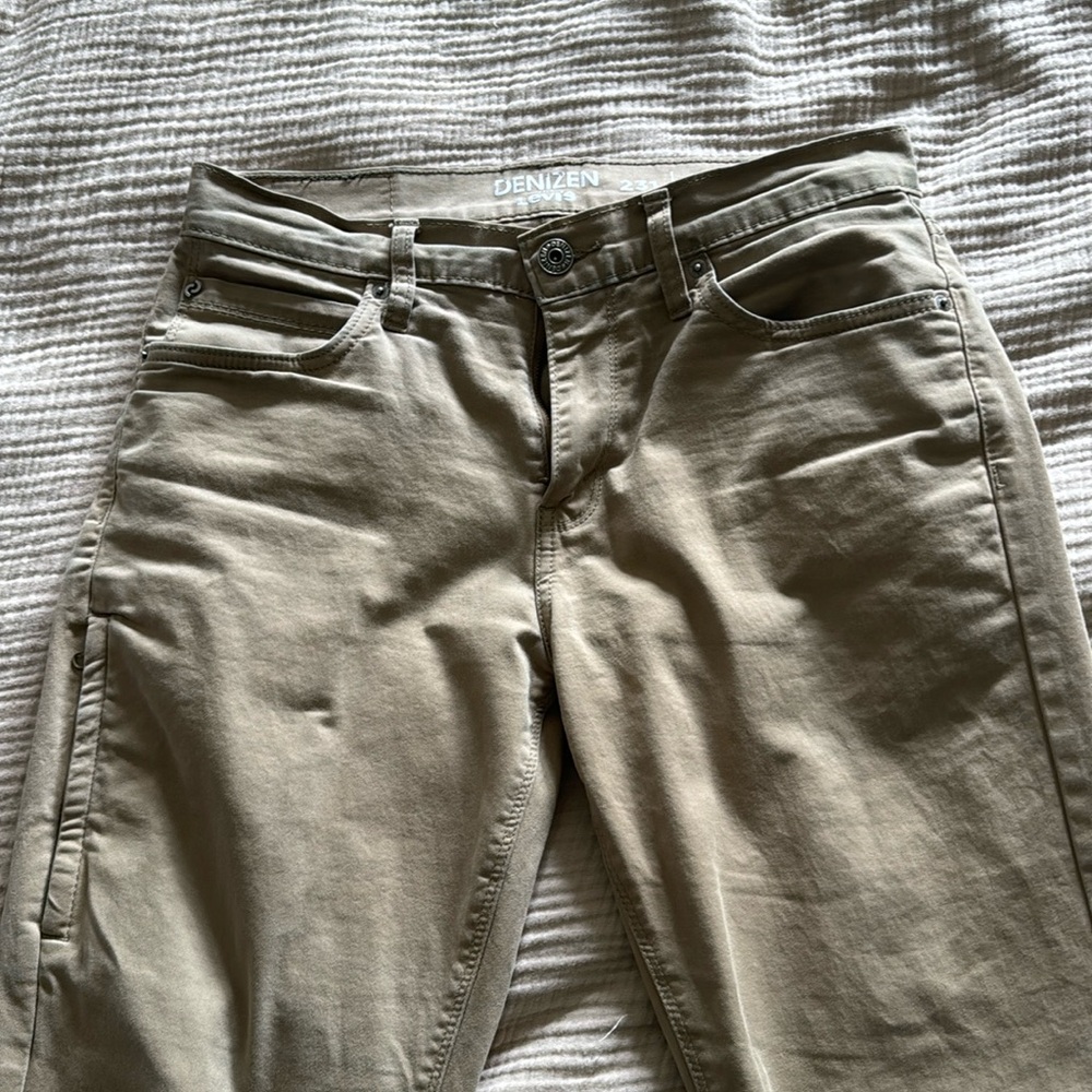 Tan Denizen Levi Jeans